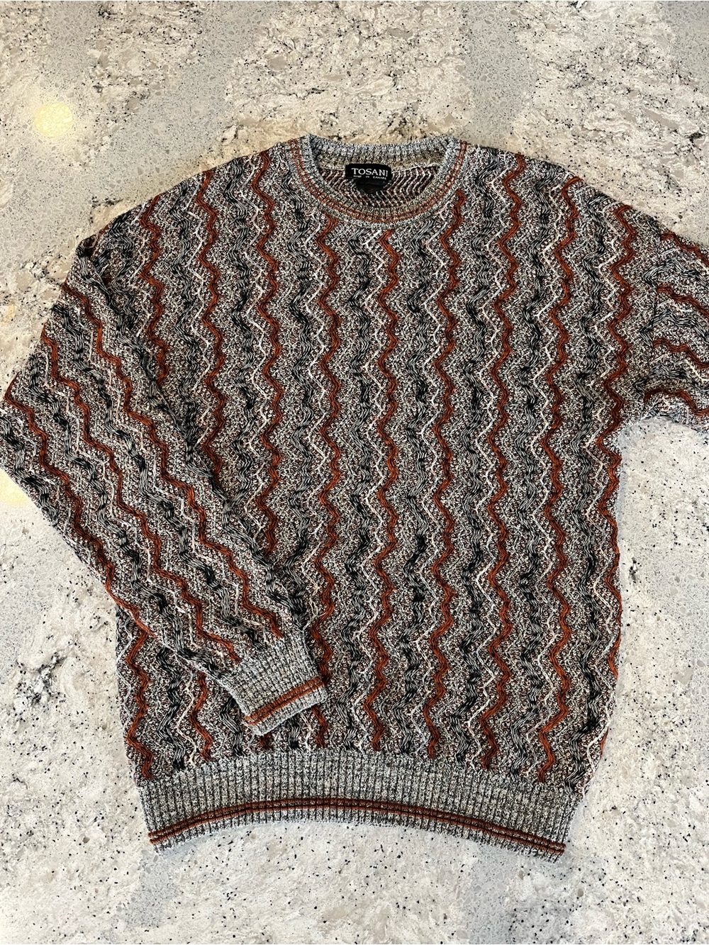 Vintage Tosani Men's Crewneck Sweater in Rust & Grey Wave 3D Knit